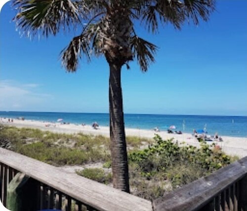 Spacious 4-bedroom house in charming Rotonda West with WiFi, AC, canal front.