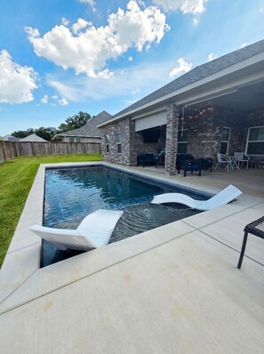 Pool - Experience the gold standard of Ocean Springs. Private 3BR home with a personal touch you won't find in hotels. Space, style, and local soul. (Ocean Springs)