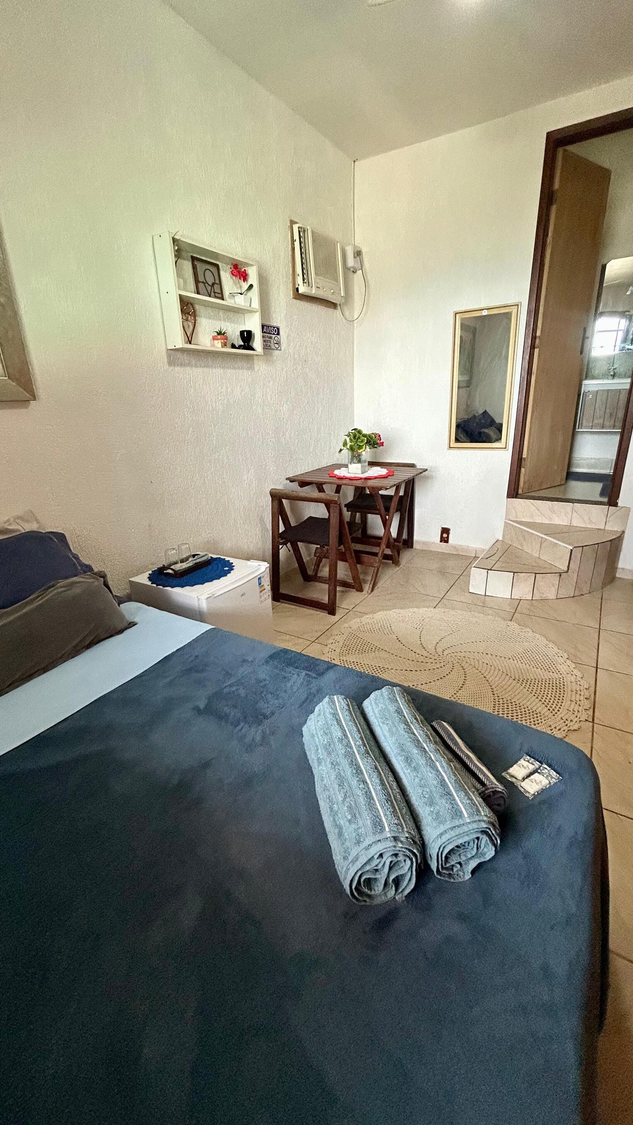 Standard Twin Room | Iron/ironing board, free WiFi, bed sheets