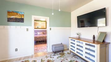 2 bedrooms, free WiFi, bed sheets