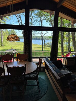 تناول الطعام