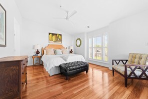 3 quartos, escrivaninha, ferros/tábuas de passar roupa, Wi-Fi