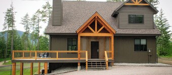 Brand New Mountain Chalet Cabin