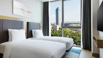 Premium bedding, in-room safe, desk, laptop workspace