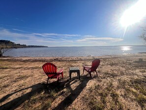 Chaise longue, serviettes de plage