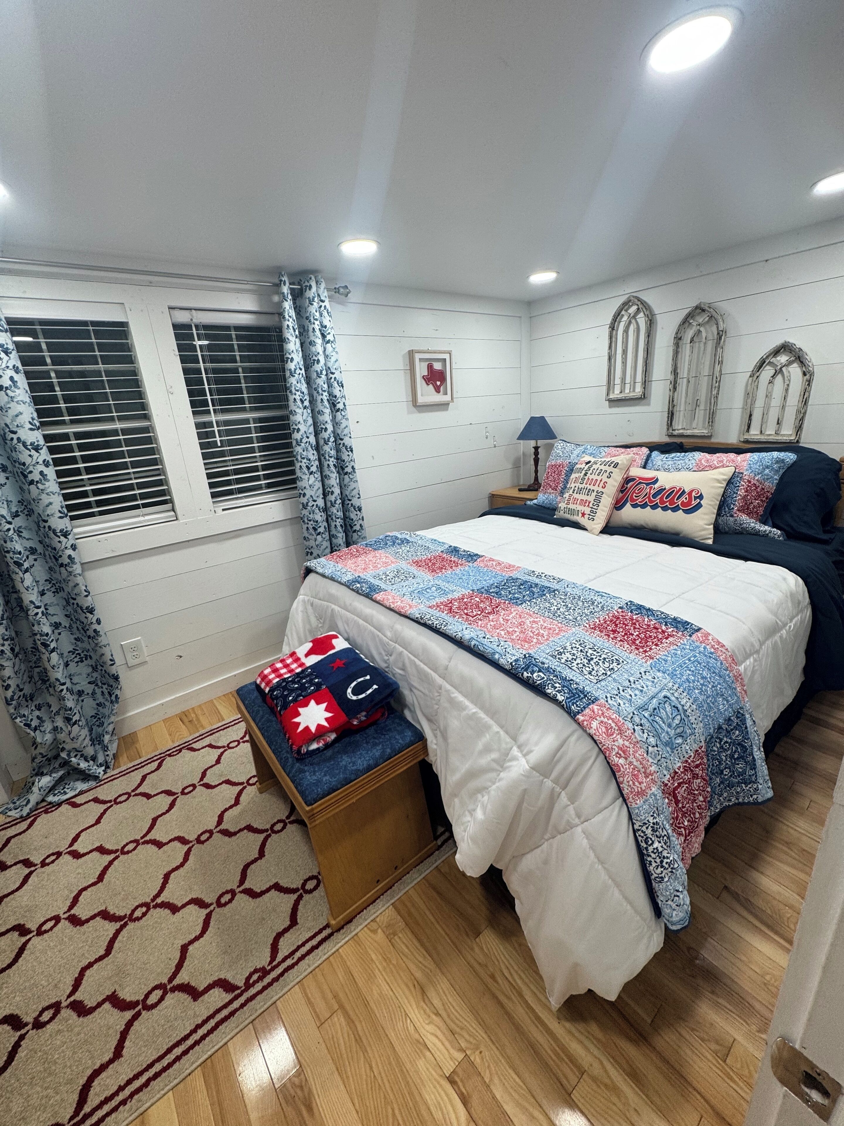 3 bedrooms, free WiFi, bed sheets