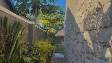 Enceinte de lâhĂ©bergement