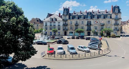 â
Appart Le Marvel - Coeur centre ville proche vĂ©loroute - Wifi Netflix â