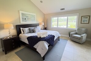 2 dormitorios, tabla de planchar con plancha, wifi y ropa de cama