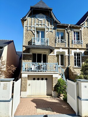 Extérieur