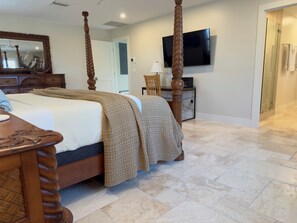 3 bedrooms, desk, iron/ironing board, travel cot - Fully Renovated 2024 Amazing Updates! (Sanibel)