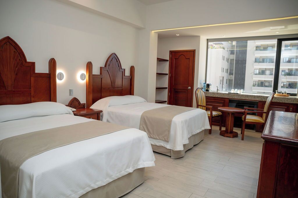 In-room safe, free WiFi