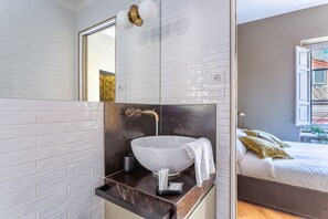 Dusche, Bidet