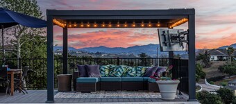 Stunning Fallbrook Retreat with Private Pool/Spa/Games Room/Fire Pit and More!