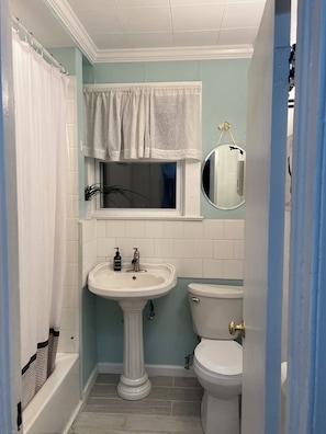 Shower, towels, soap, shampoo