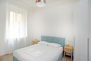 2 chambres, fer et planche Ă repasser, Wi-Fi, literie fournie