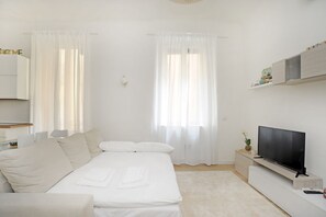 2 dormitorios, tabla de planchar con plancha, wifi y ropa de cama