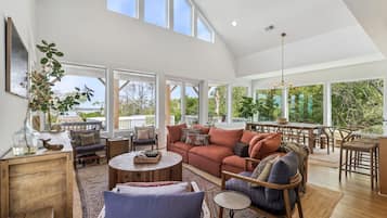 Smart-tv och böcker