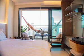 1 soverom, skrivebord og wi-fi (inkludert)