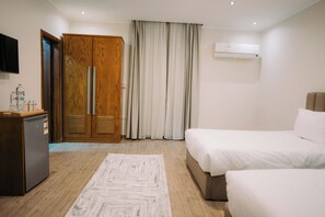 9 Schlafzimmer, Bügeleisen/Bügelbrett, WLAN, Bettwäsche