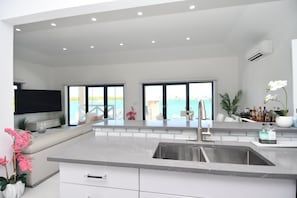 Interior - 4-Bedroom, 4-Bath Oasis in Treasure Cay – WiFi, AC, Steps from the Water (Treasure Cay)