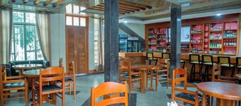 MARONA CITY HOTEL