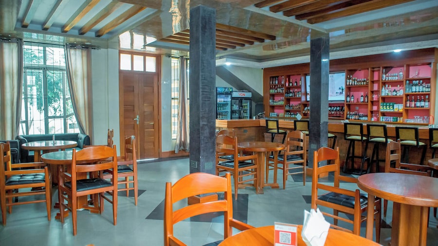 MARONA CITY HOTEL