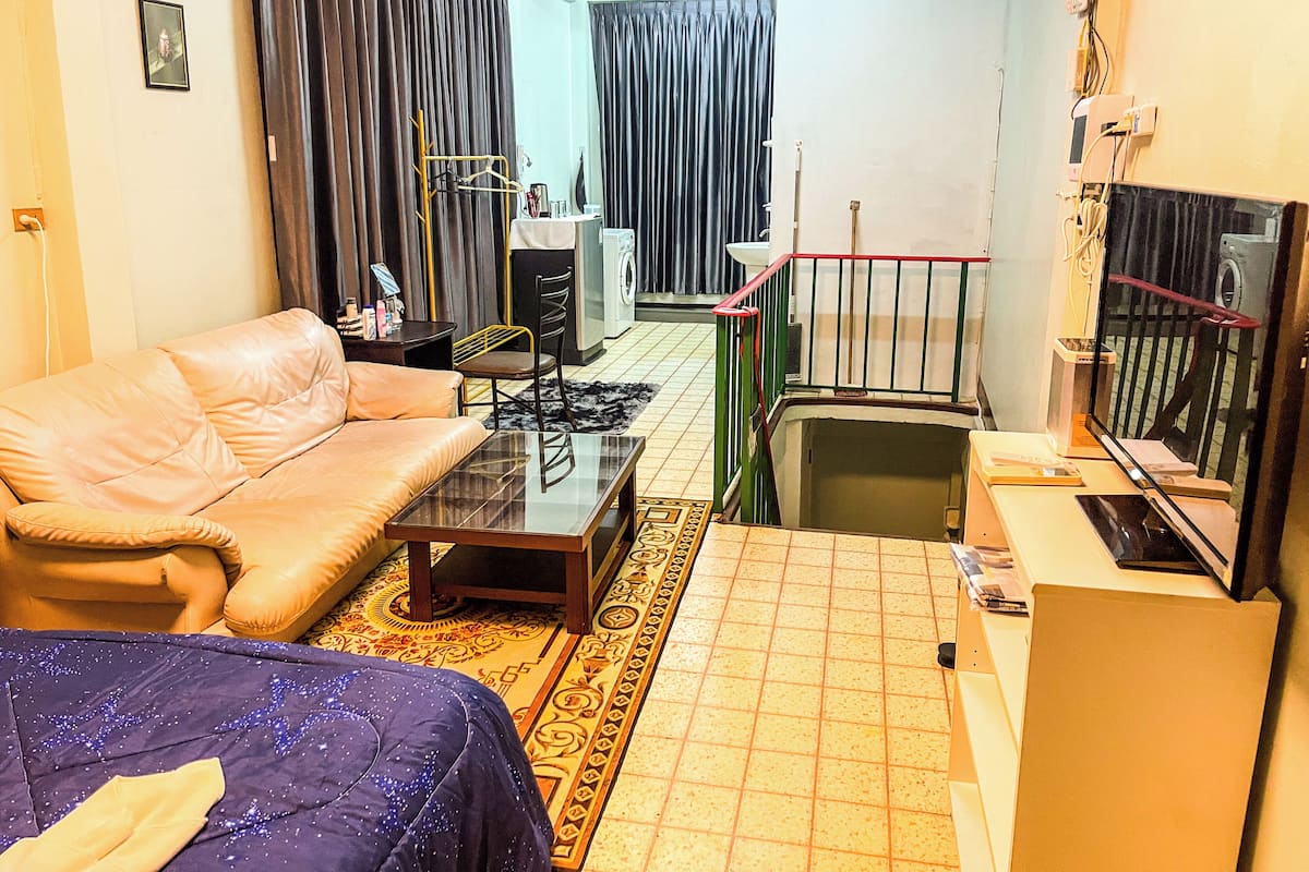 Individually furnished, desk, laptop workspace, blackout curtains