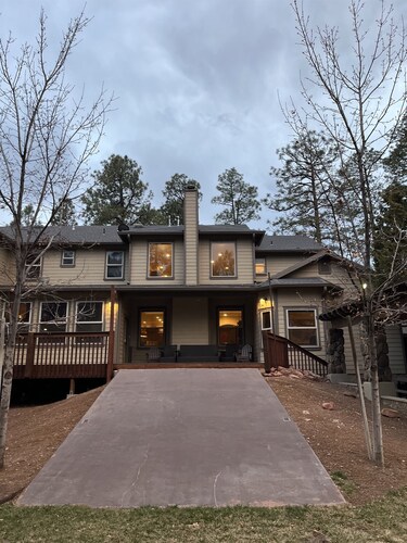 Ultimate Family Pinetop Escape – Spacious Cabin with Game Room & Theater!