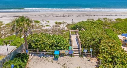 Beautiful Beachside Home – Backyard Oasis W/ Fire Pit, BBQ Grills, & Pool