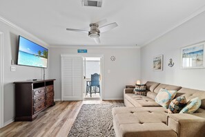 Smart-TV, Bücher, Musikbibliothek