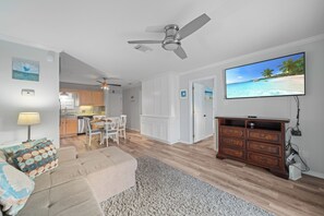 Smart-TV, Bücher, Musikbibliothek