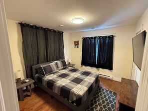 3 habitaciones, tabla de planchar con plancha, wifi y ropa de cama