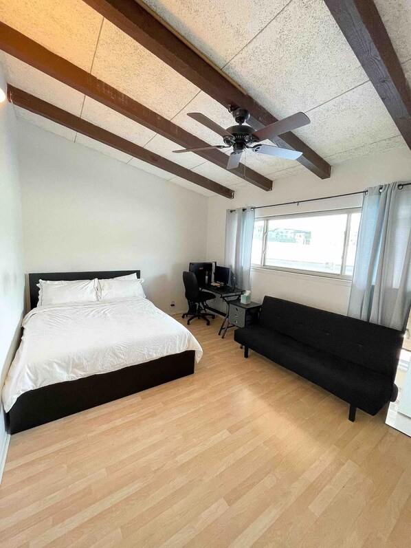 1 chambre, fer et planche à repasser, Wi-Fi, literie fournie