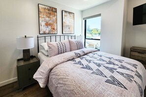 4 makuuhuonetta, Wi-Fi, vuodevaatteet