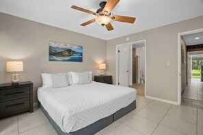 1 室のベッドルーム、アイロン / アイロン台、WiFi (無料)、ベッドシーツ