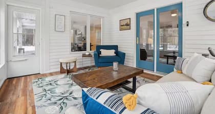 Cozy Freeport Bungalow