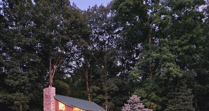 NEW! Springhaven Oasis Cabin
