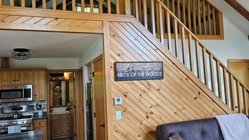 TV connectée, table de tennis de table