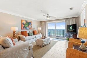 Smart TV, DVD player - Beachfront~2 King Suites~Sunset Balcony~Family Resort w/Pool (Destin)
