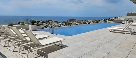 Piscine couverte, piscine chauffée