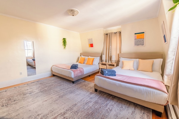 3 chambres, fer et planche Ă repasser, Wi-Fi, draps fournis