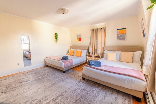 3 soverom, strykejern/-brett, wi-fi og sengetøy