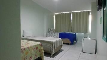 Quarto quádruplo família | Wi-Fi de cortesia