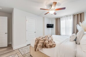 3 Schlafzimmer, Bügeleisen/Bügelbrett, WLAN, Bettwäsche