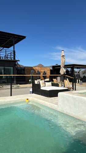 4 bedroom House in Valle de Guadalupe with pool, hot tub, Fire pit  and backyard