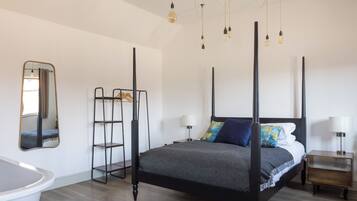 2 bedrooms, iron/ironing board, travel crib, WiFi