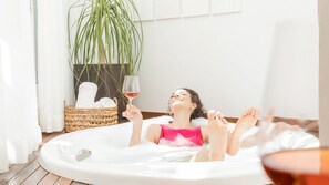 Suite deluxe com banheira  | 1 bedroom, premium bedding, minibar, free WiFi - Frangipani Hotel Boutique (Brotas)