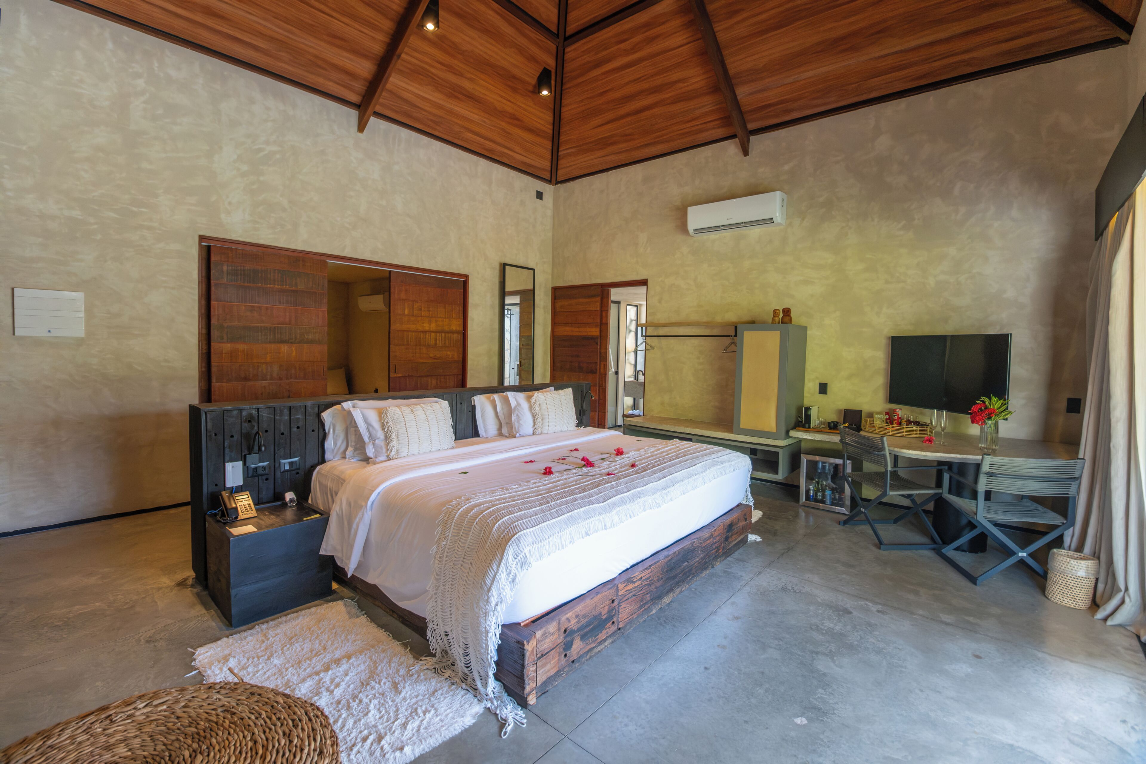 Bangalô Master Jardim | 1 dormitorio, espacio para trabajar con un portátil, wifi gratis