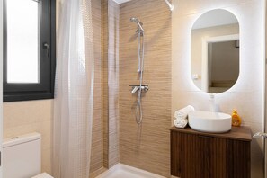 Hair dryer, towels - Urb Aloe, 3 bedroom townhouse (Nerja)